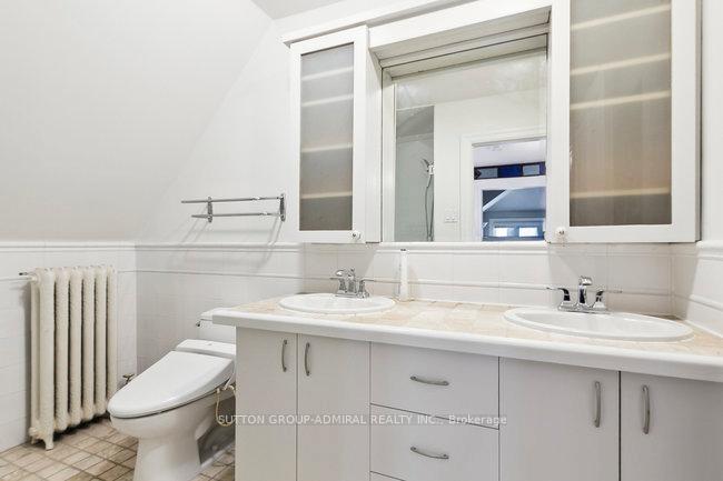 Photo 26 of Unit 1, 335 Palmerston Boulevard, Toronto, Palmerston-Little Italy — HOMEH