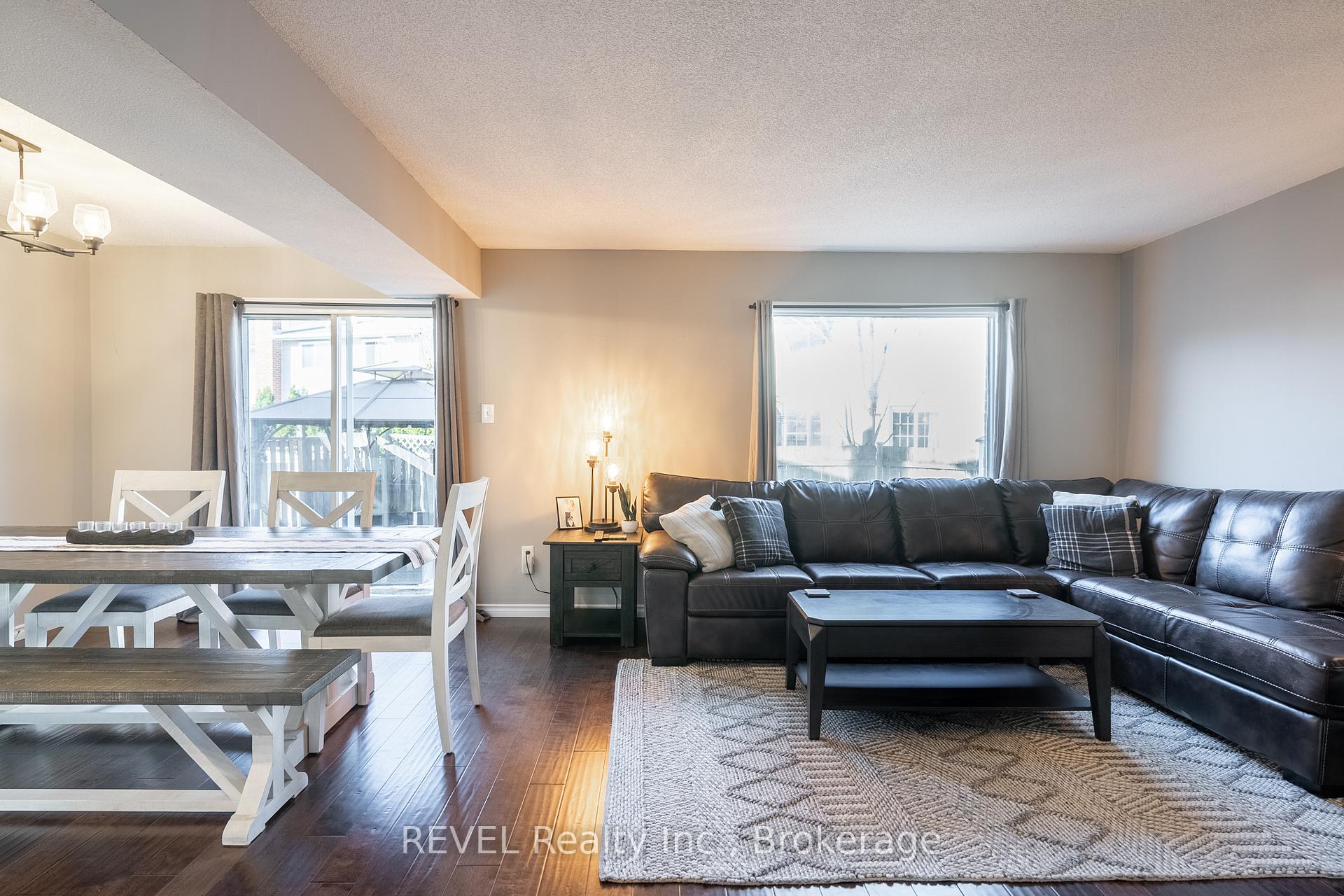 Photo 12 of 30 Naples Court, Thorold, Confederation Heights — HOMEH