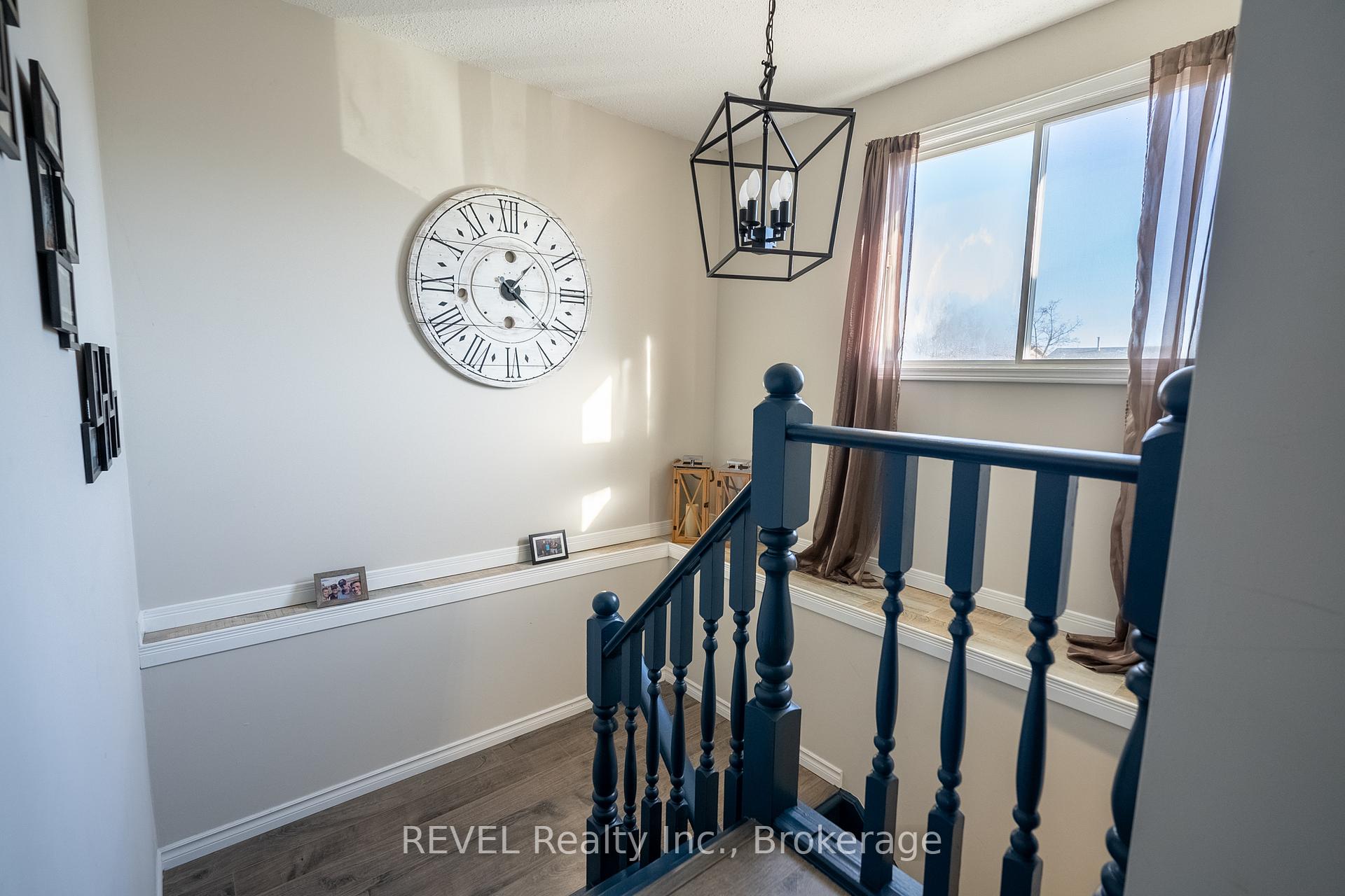 Photo 19 of 30 Naples Court, Thorold, Confederation Heights — HOMEH