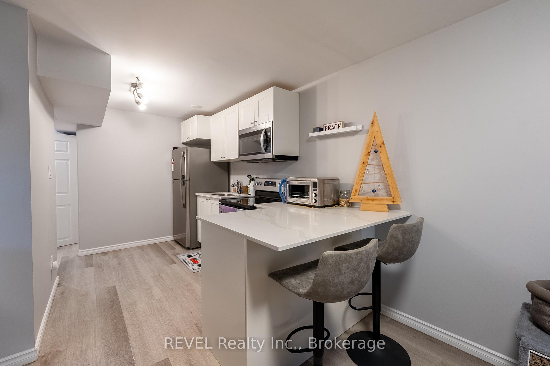 Photo 26 of 30 Naples Court, Thorold, Confederation Heights — HOMEH