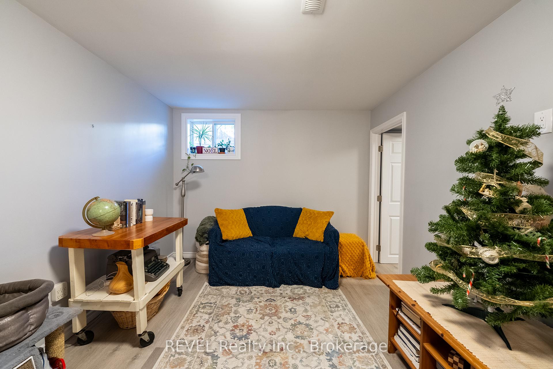 Photo 28 of 30 Naples Court, Thorold, Confederation Heights — HOMEH