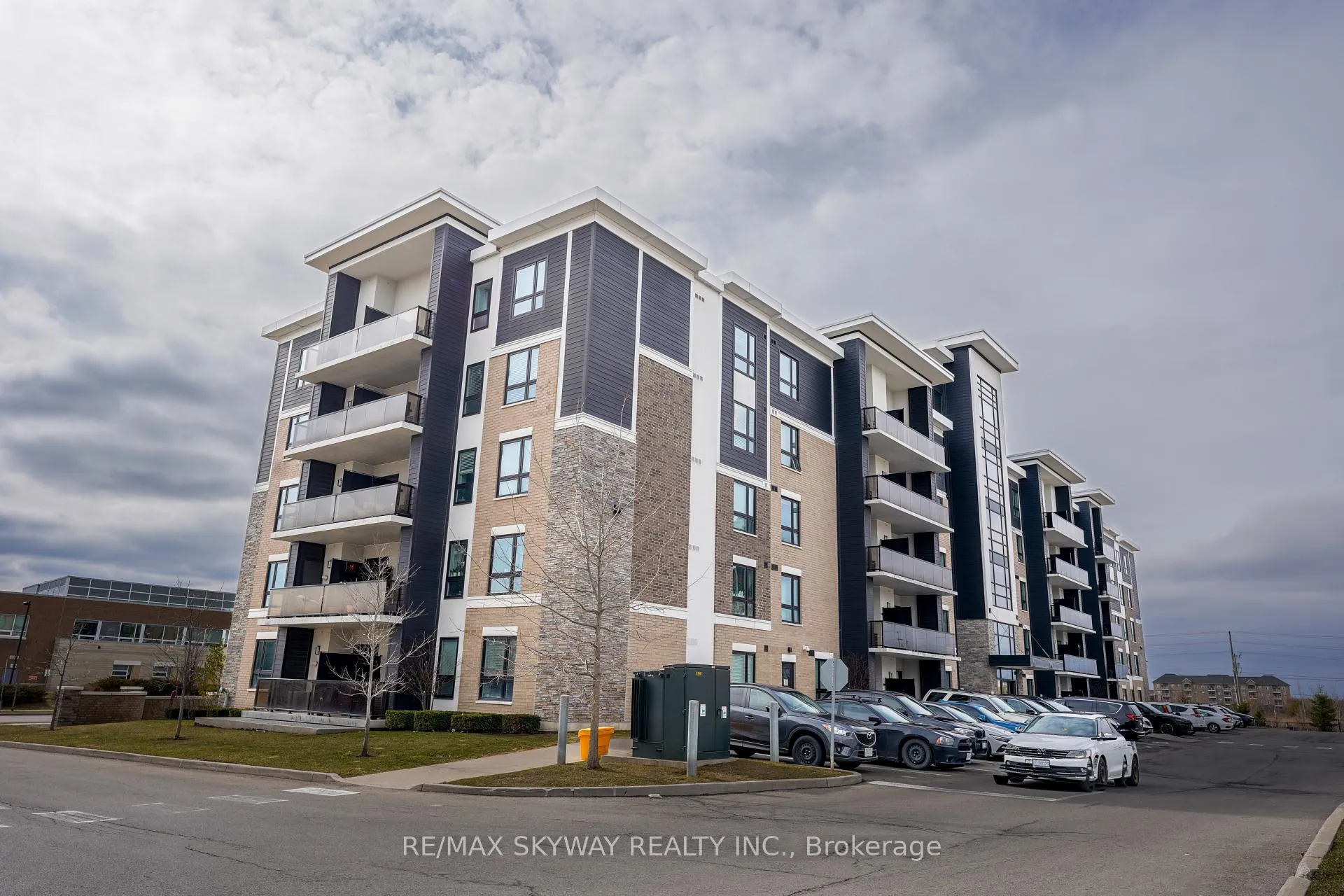 Photo 1 of Unit 415, 620 Sauve Street, Milton, Beaty — HOMEH