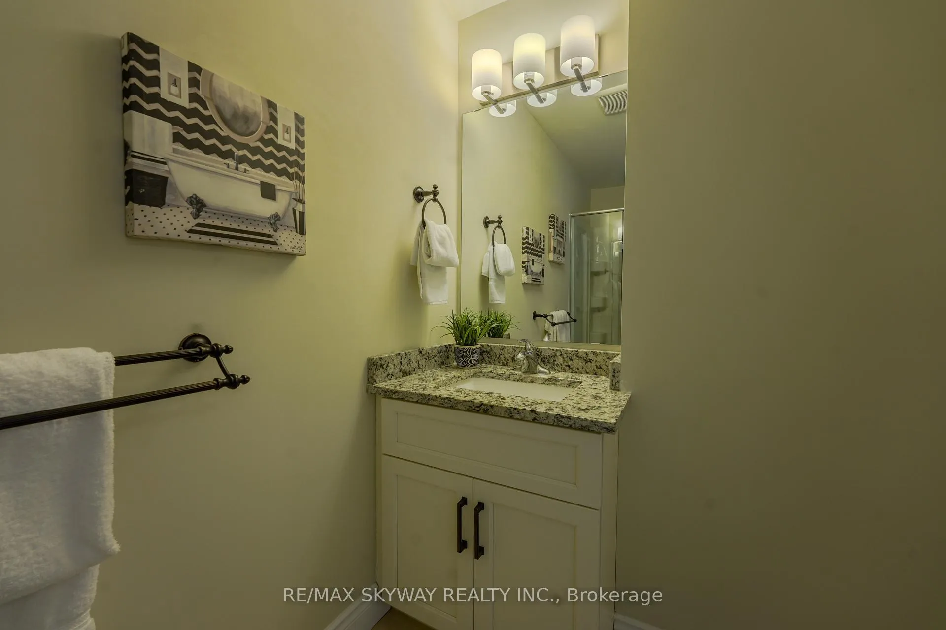 Photo 13 of Unit 415, 620 Sauve Street, Milton, Beaty — HOMEH