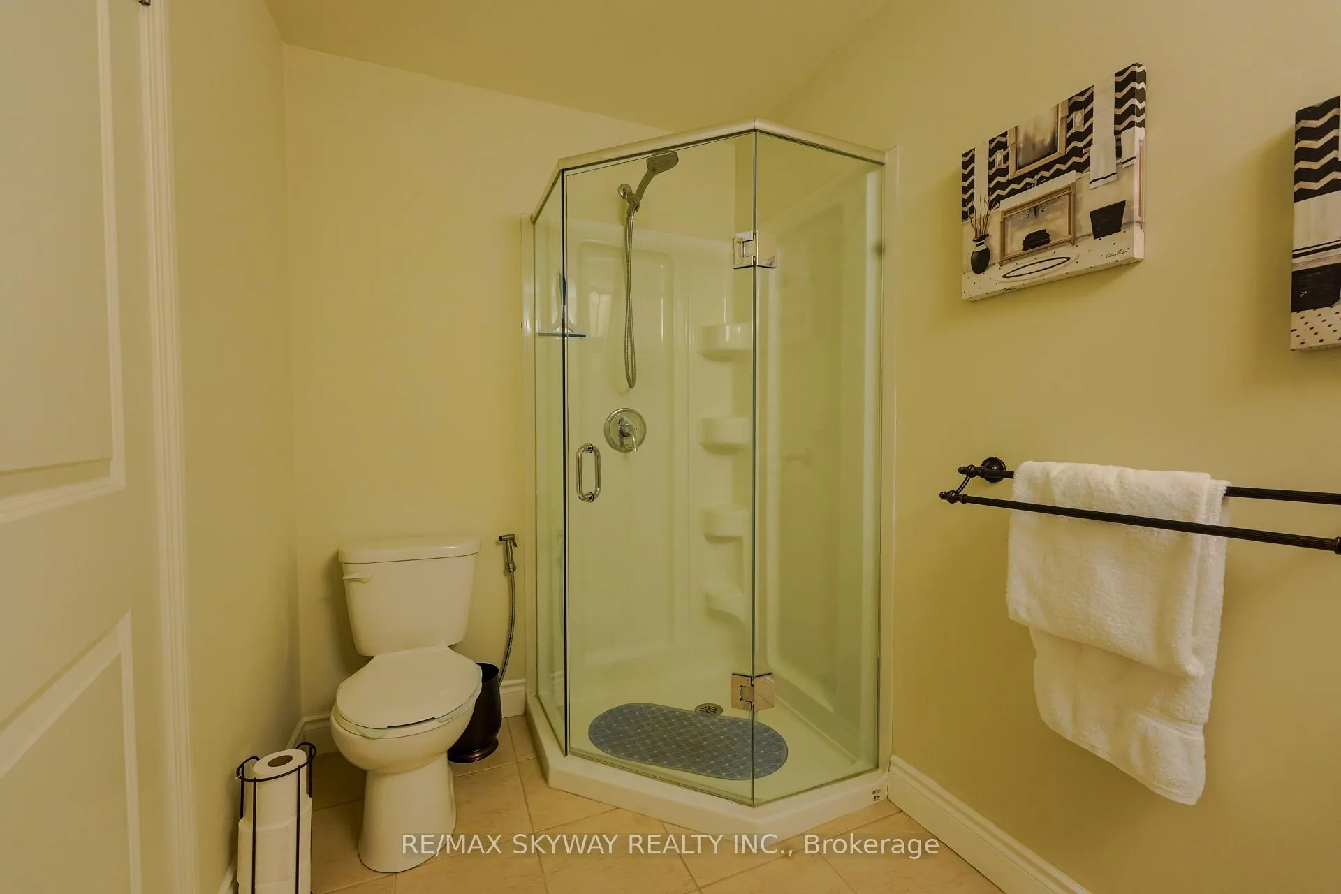 Photo 14 of Unit 415, 620 Sauve Street, Milton, Beaty — HOMEH