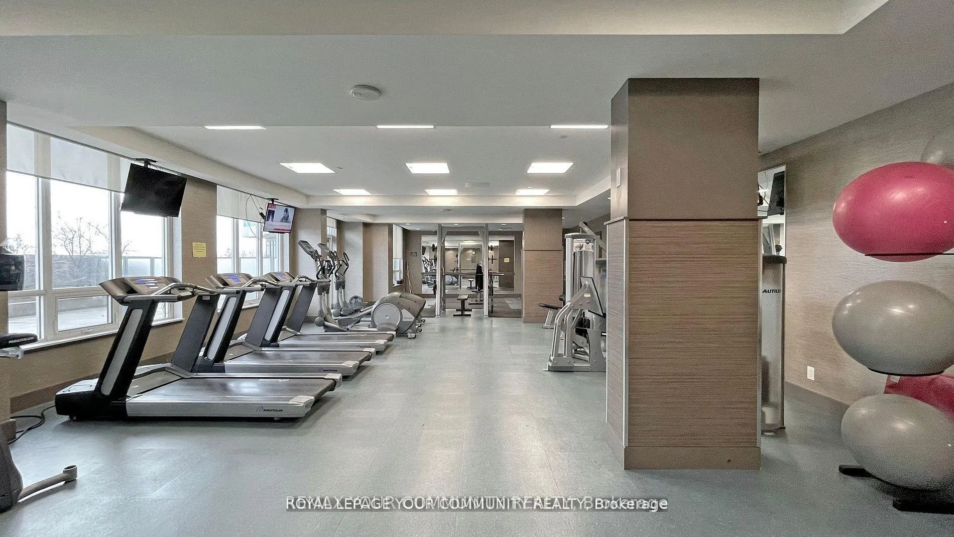 Photo 9 of Unit 529, 7161 Yonge Street, Markham, Grandview — HOMEH