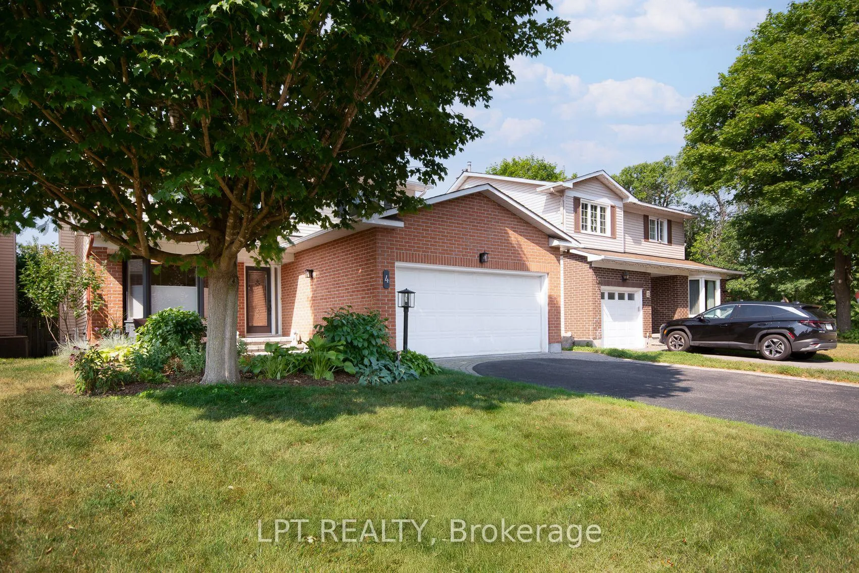 Photo 4 of 4 Drainie Drive, Ottawa, Kanata - Katimavik — HOMEH