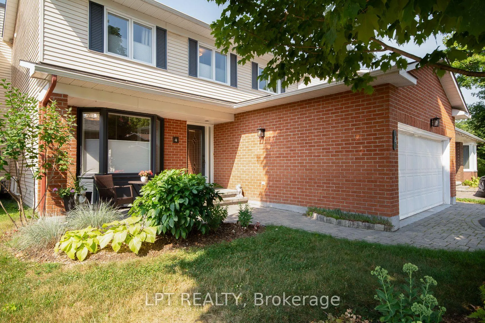 Photo 6 of 4 Drainie Drive, Ottawa, Kanata - Katimavik — HOMEH