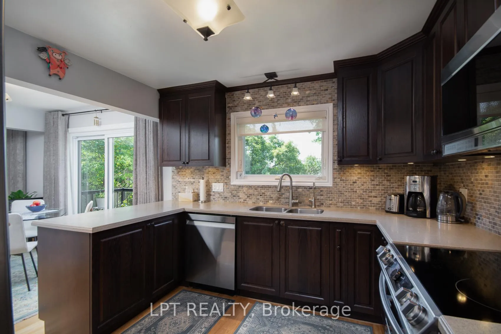 Photo 25 of 4 Drainie Drive, Ottawa, Kanata - Katimavik — HOMEH