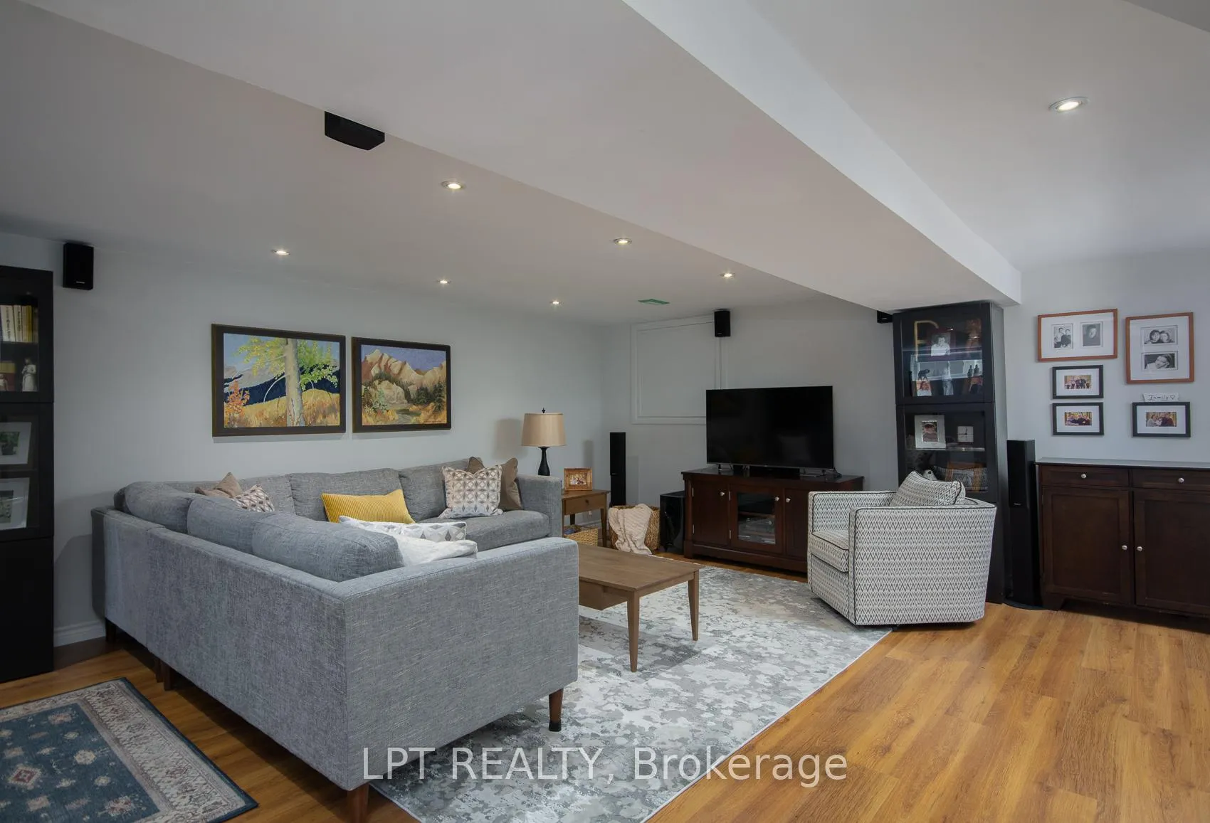 Photo 36 of 4 Drainie Drive, Ottawa, Kanata - Katimavik — HOMEH