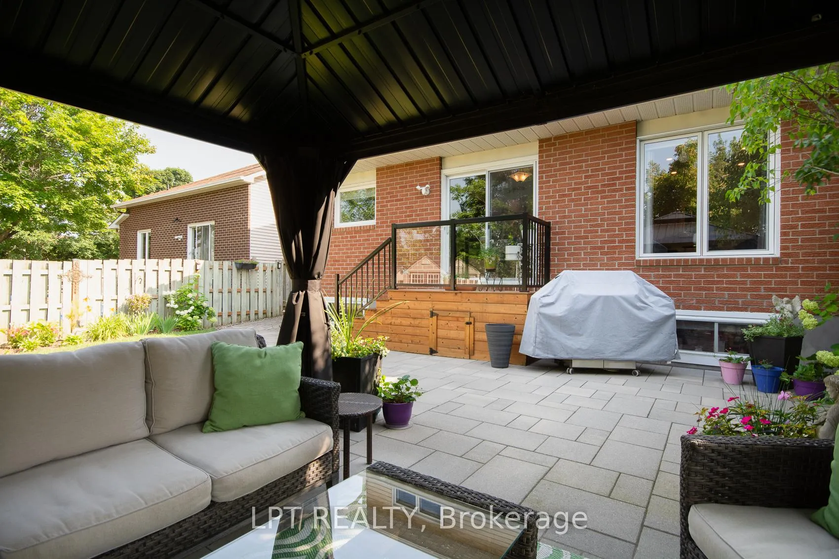 Photo 45 of 4 Drainie Drive, Ottawa, Kanata - Katimavik — HOMEH