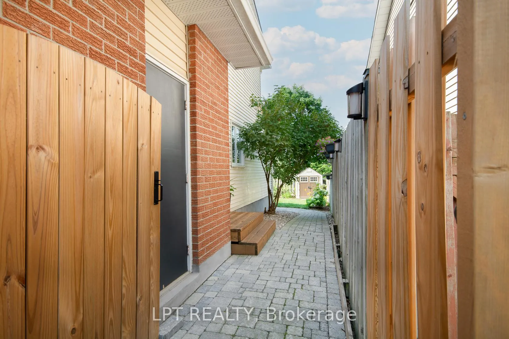 Photo 50 of 4 Drainie Drive, Ottawa, Kanata - Katimavik — HOMEH