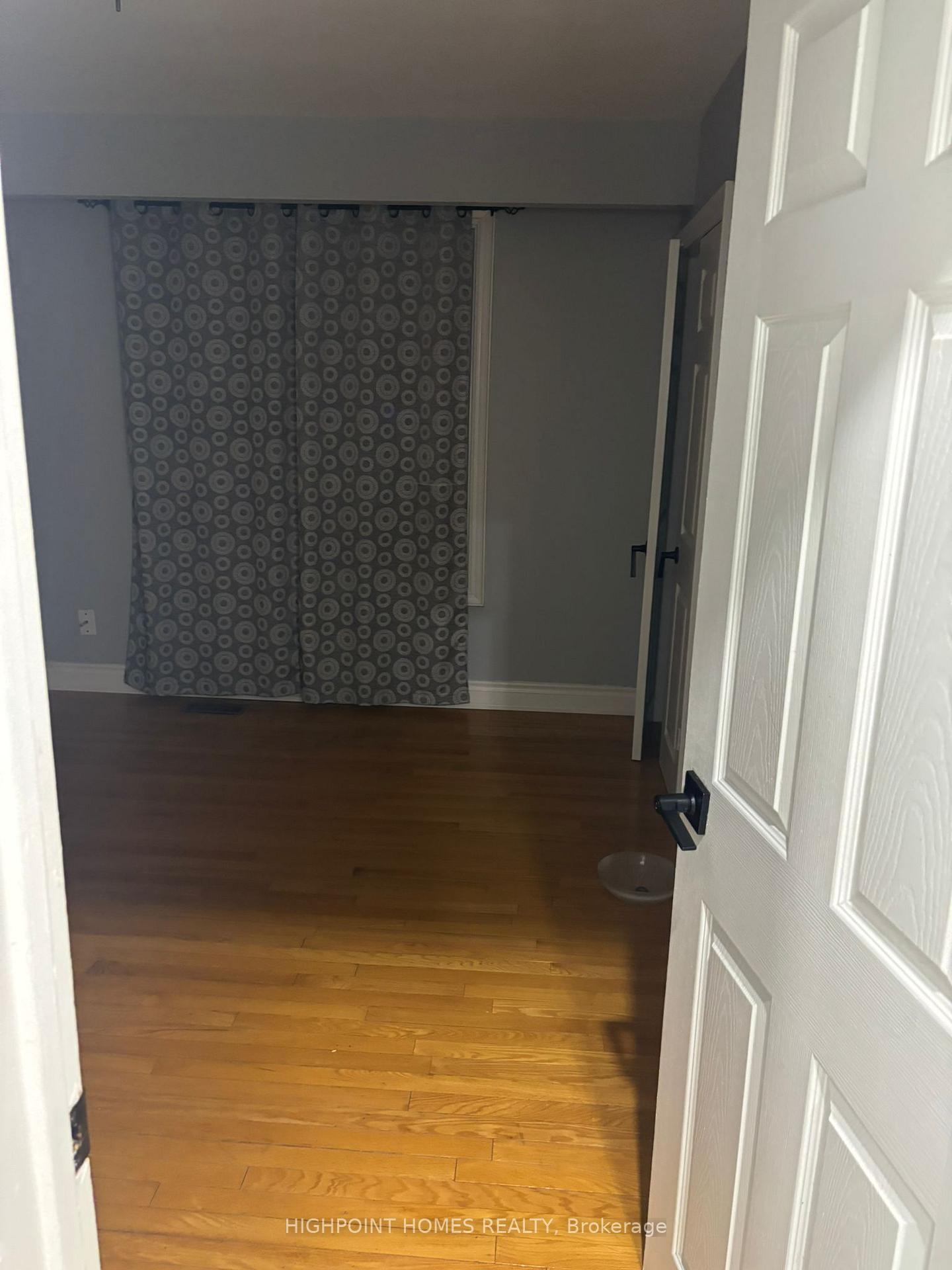 Photo 5 of 108 Golfhaven Drive, Scarborough, Woburn — HOMEH