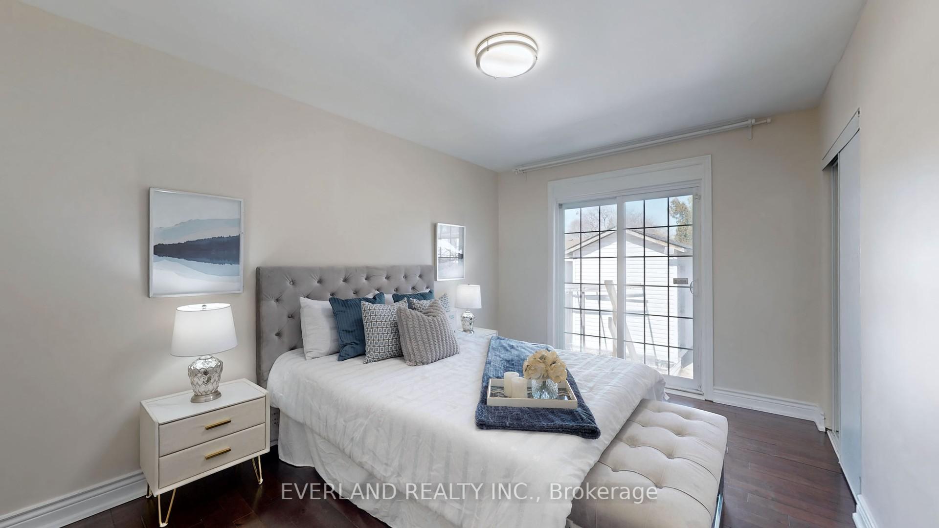Photo 17 of 8 Hogan Drive, Scarborough, Woburn — HOMEH