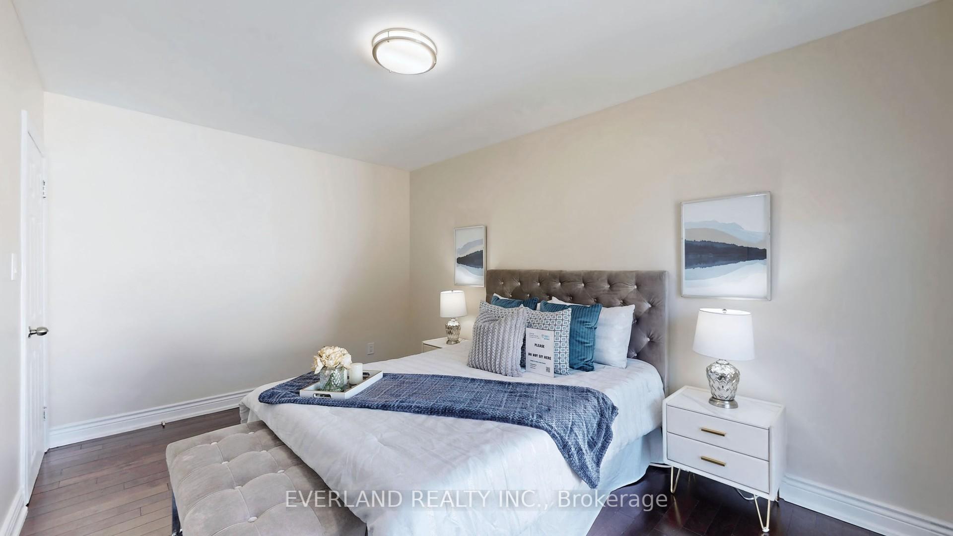 Photo 20 of 8 Hogan Drive, Scarborough, Woburn — HOMEH