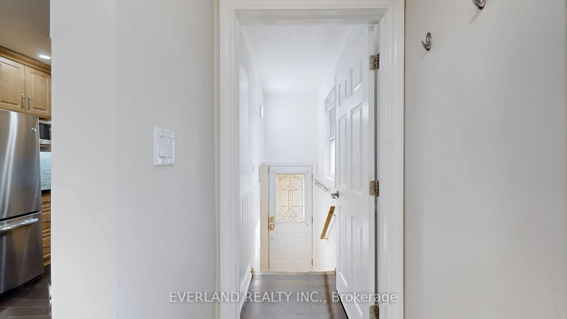 Photo 29 of 8 Hogan Drive, Scarborough, Woburn — HOMEH