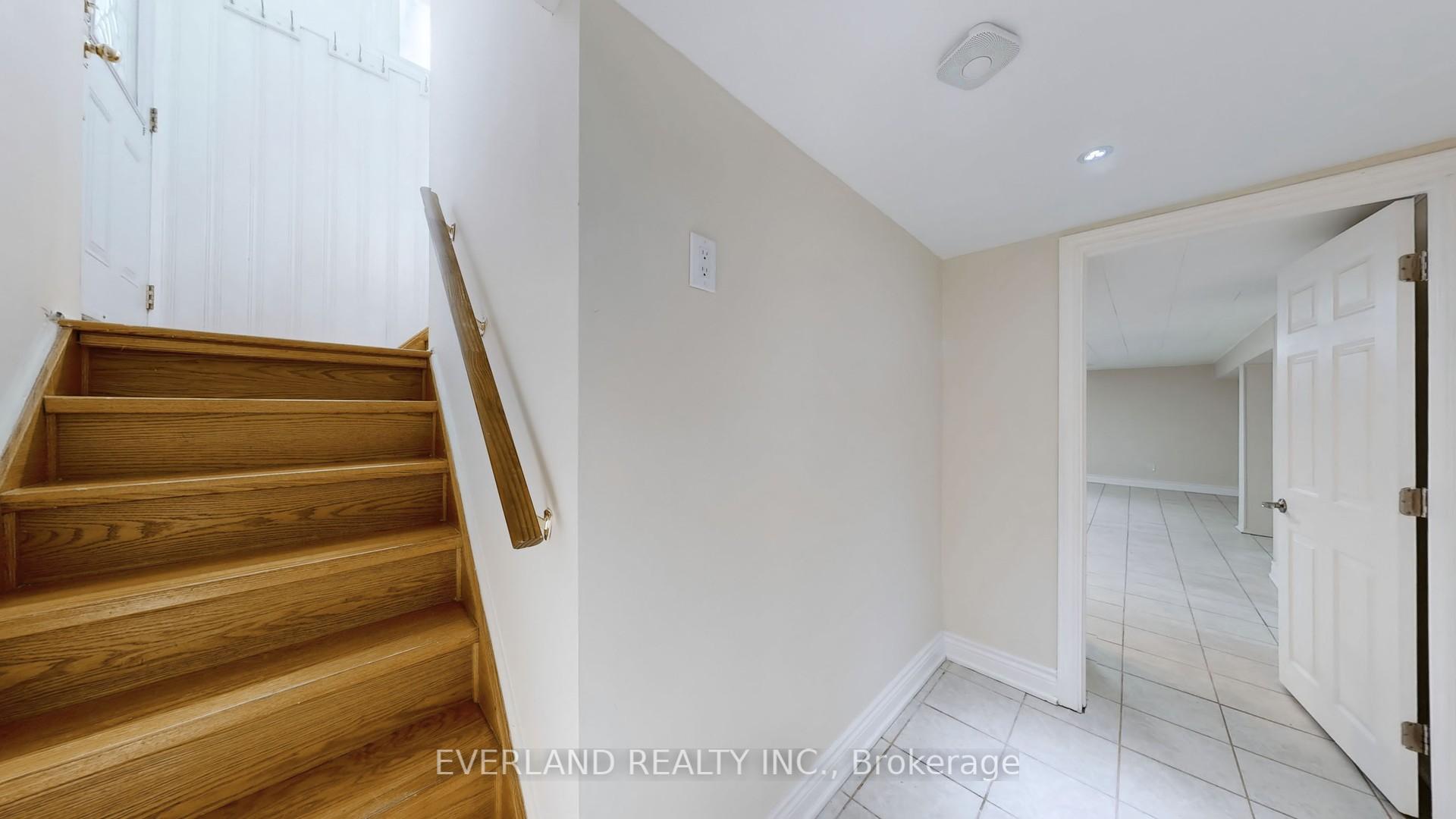 Photo 30 of 8 Hogan Drive, Scarborough, Woburn — HOMEH