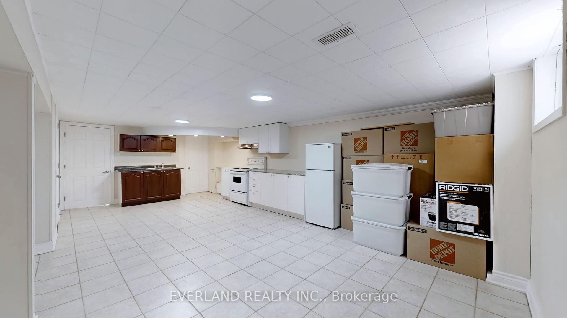 Photo 33 of 8 Hogan Drive, Scarborough, Woburn — HOMEH