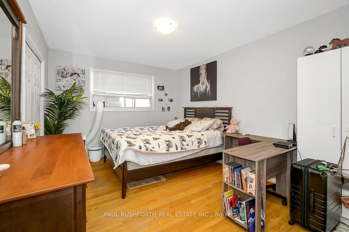 Photo 9 of 922 Pinewood Crescent, Ottawa, Queensway Terrace North — HOMEH