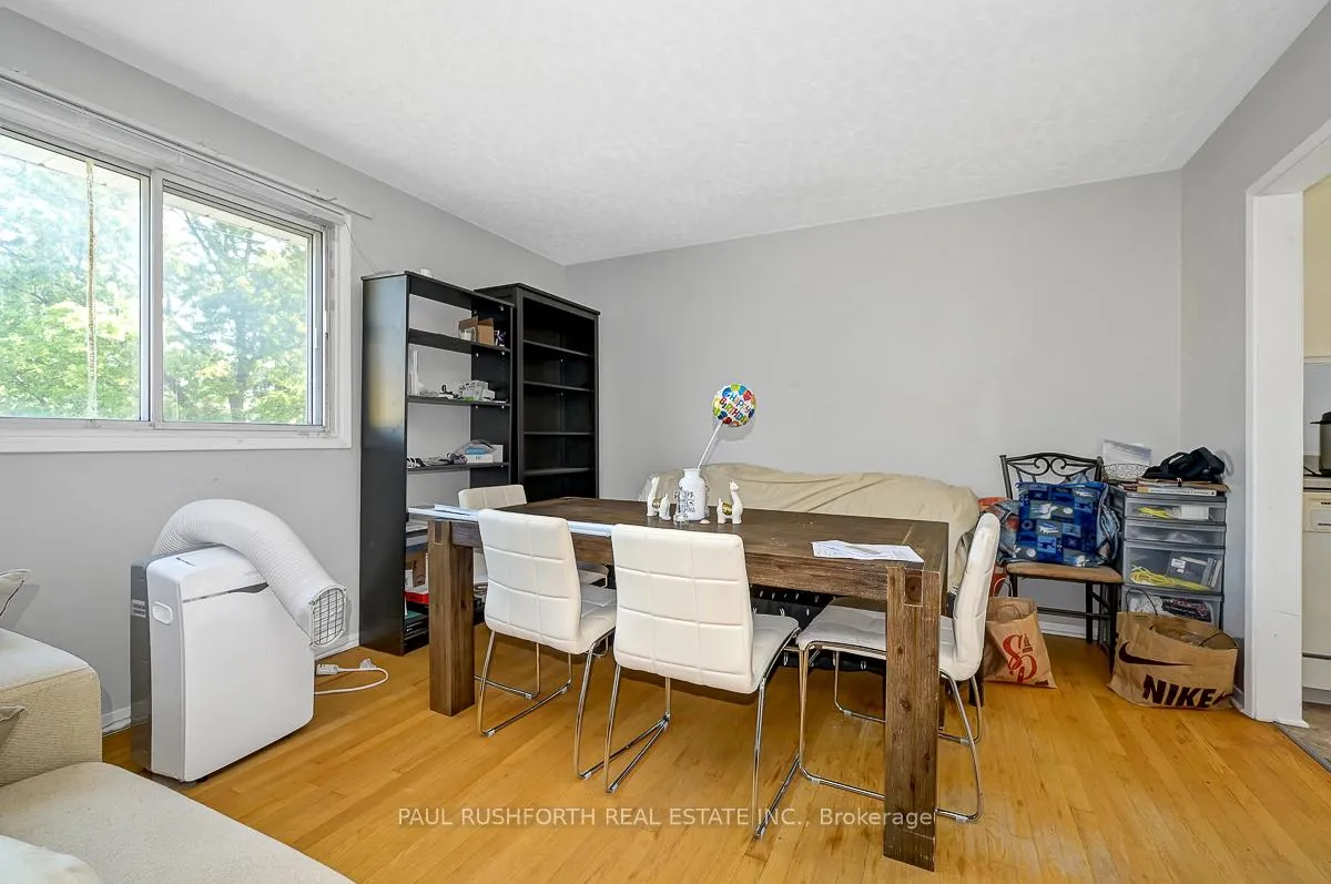 Photo 14 of 922 Pinewood Crescent, Ottawa, Queensway Terrace North — HOMEH