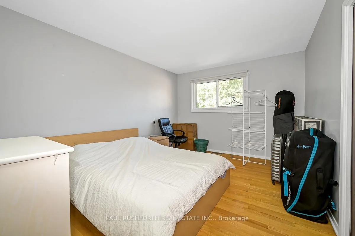 Photo 17 of 922 Pinewood Crescent, Ottawa, Queensway Terrace North — HOMEH