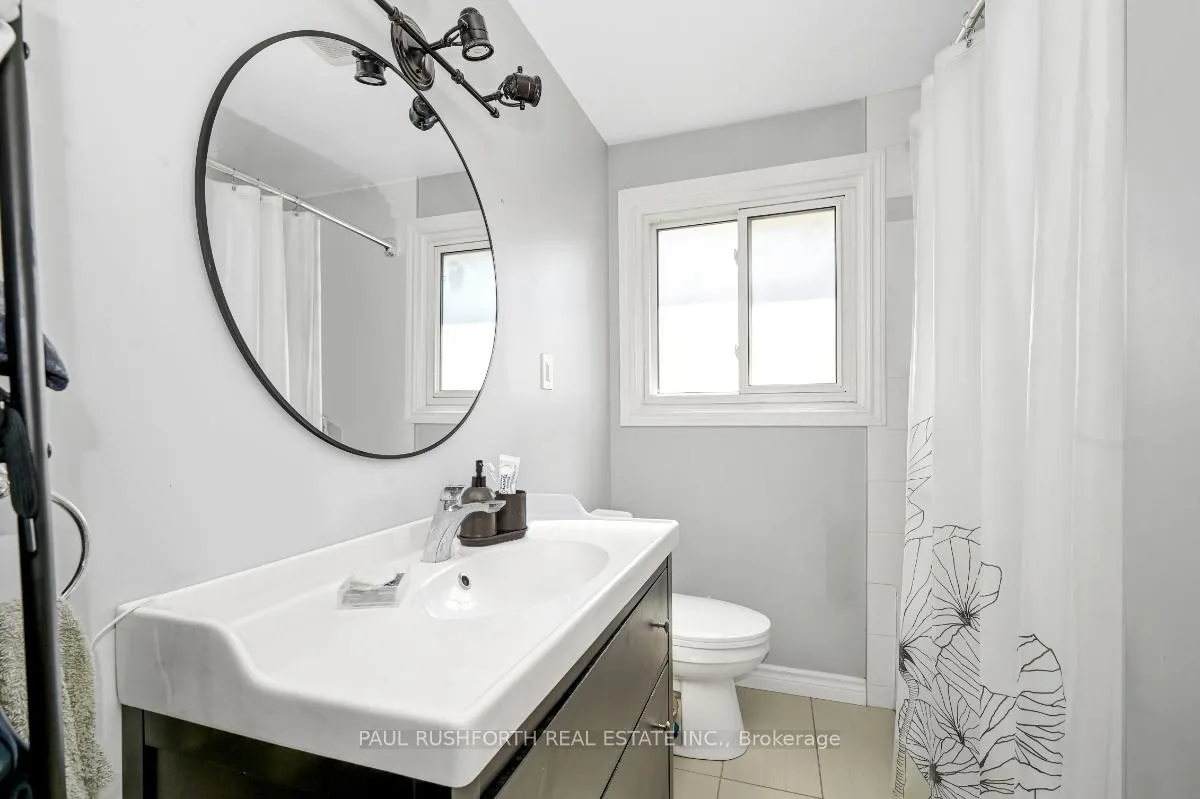 Photo 18 of 922 Pinewood Crescent, Ottawa, Queensway Terrace North — HOMEH