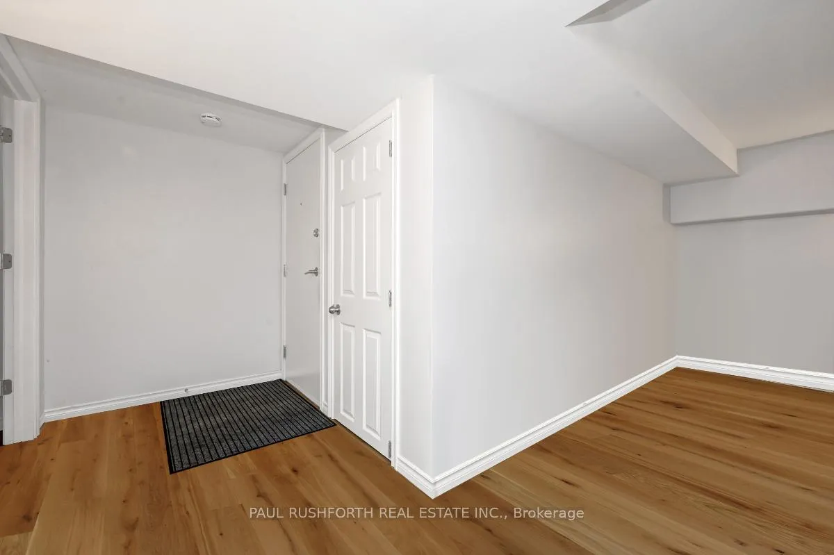 Photo 19 of 922 Pinewood Crescent, Ottawa, Queensway Terrace North — HOMEH