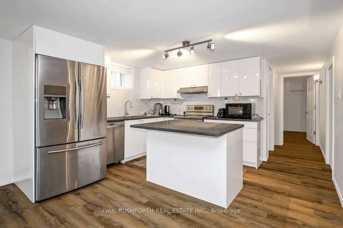 Photo 21 of 922 Pinewood Crescent, Ottawa, Queensway Terrace North — HOMEH