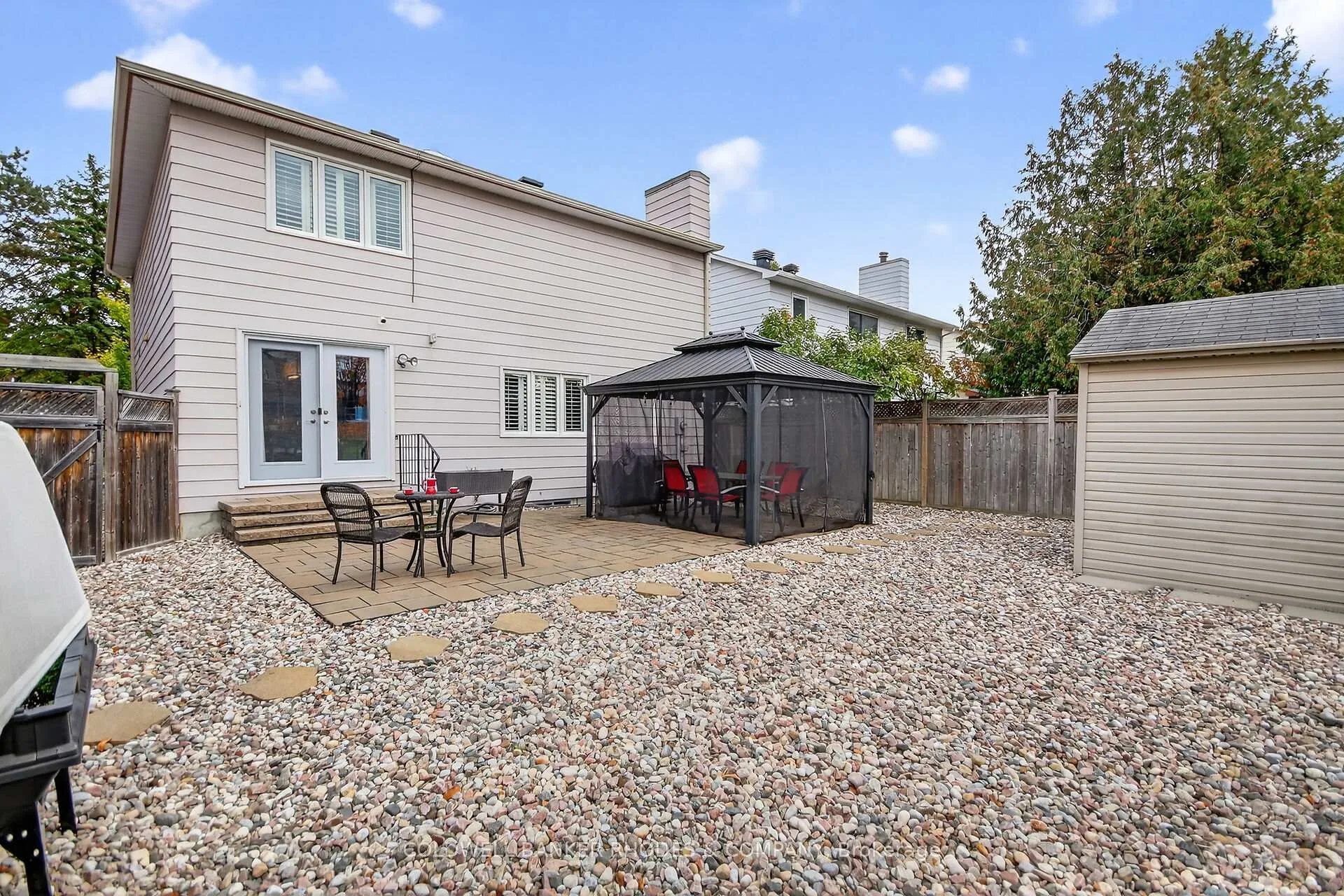 Photo 38 of 8 Confederation Private, Ottawa, Mooneys Bay/Riverside Park — HOMEH