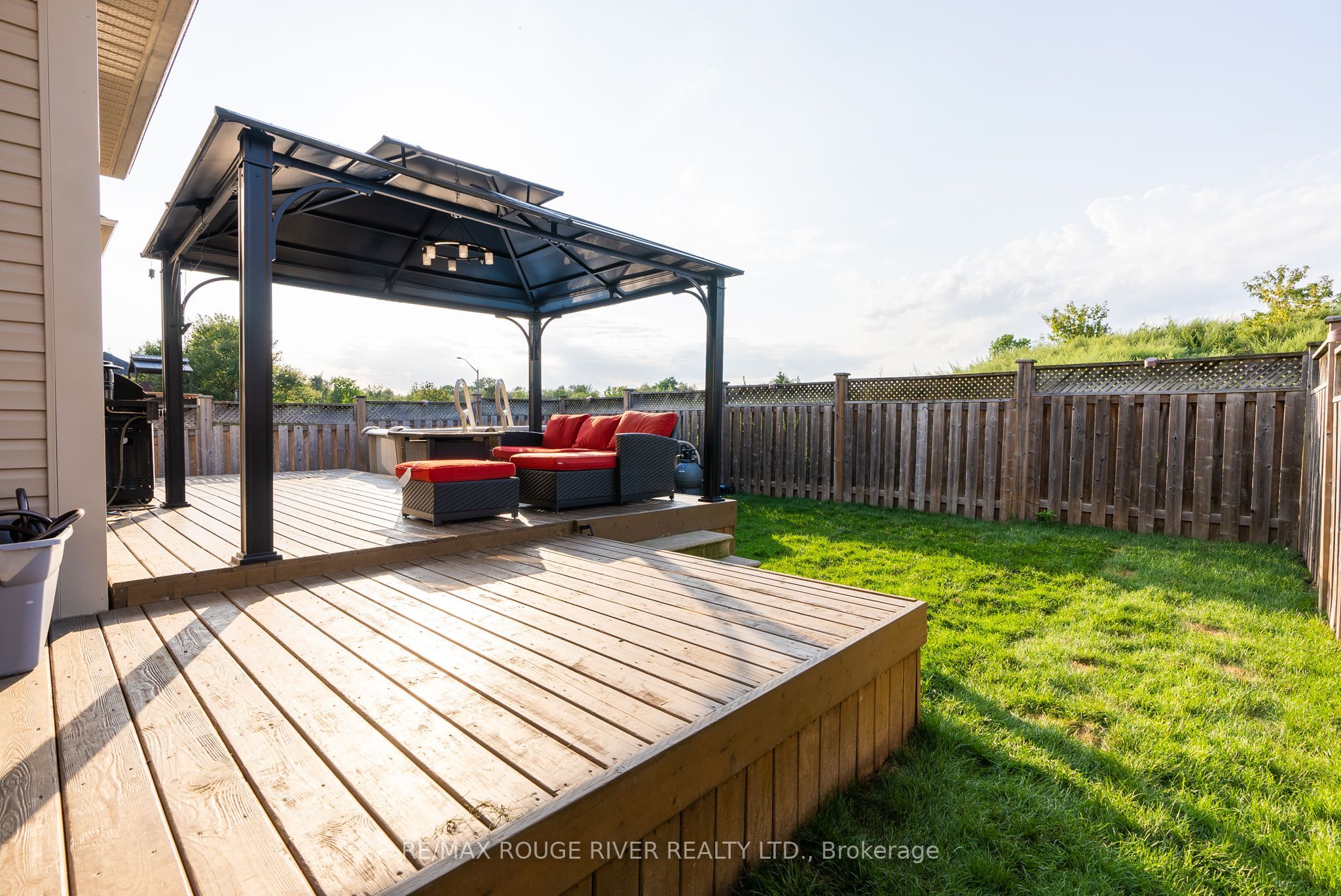 Photo 75 of 58 Albert Street, Clarington, Bowmanville — HOMEH