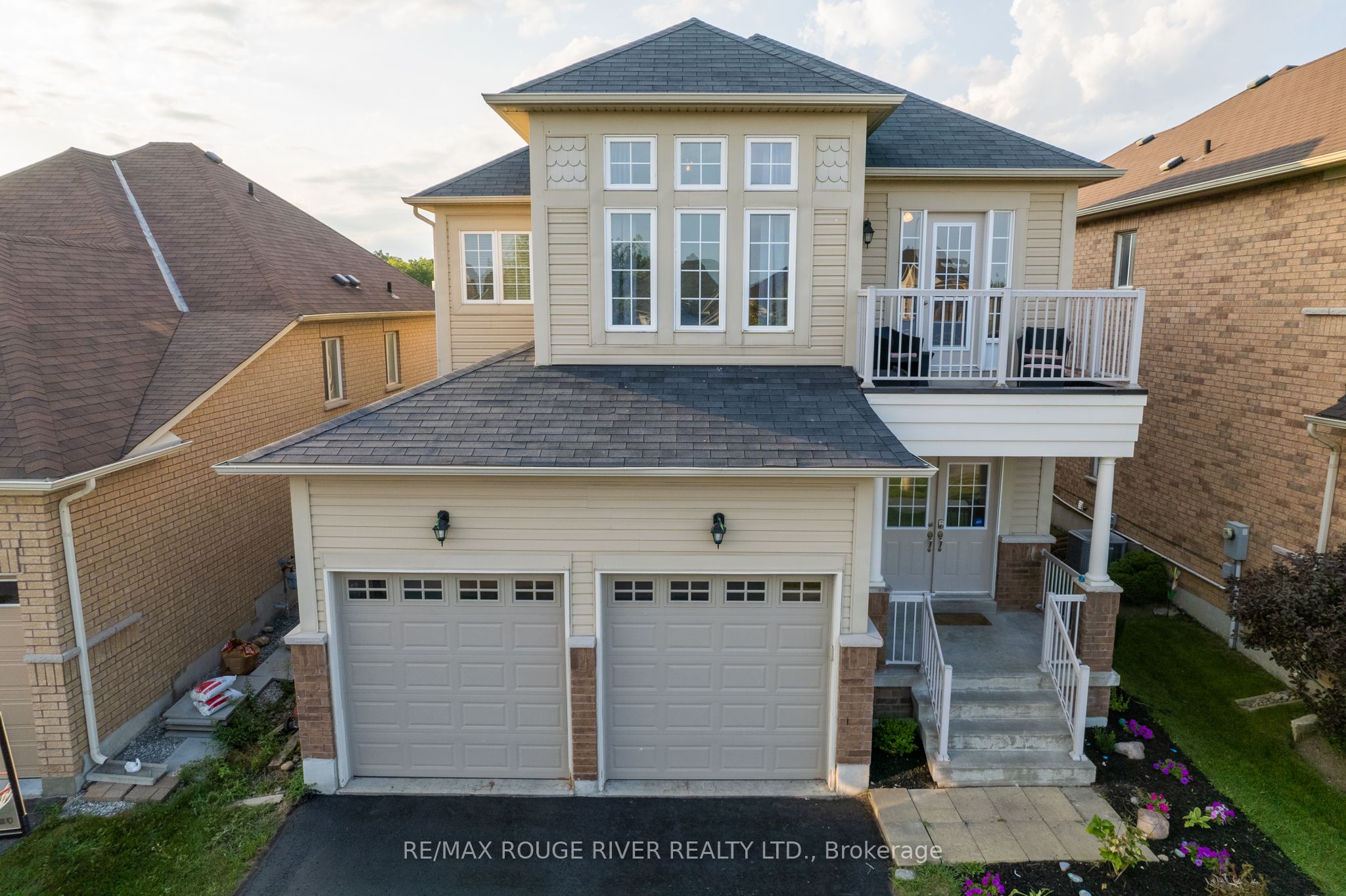 Photo 40 of 58 Albert Street, Clarington, Bowmanville — HOMEH