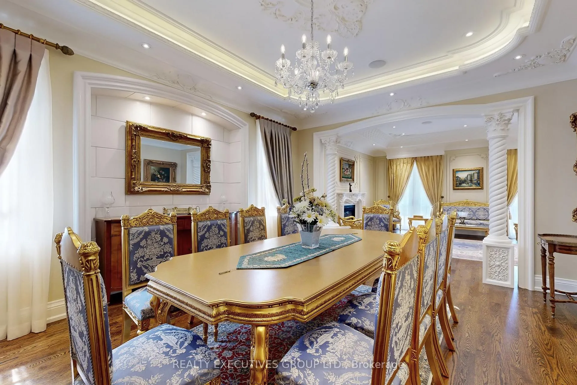 Photo 8 of 169 Bay Thorn Drive, Markham, Royal Orchard — HOMEH