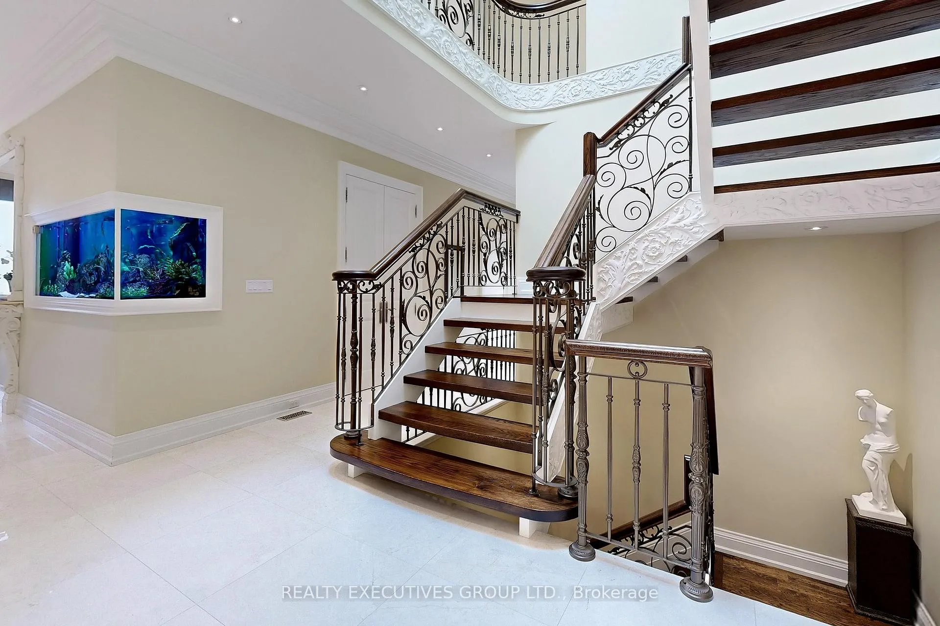 Photo 20 of 169 Bay Thorn Drive, Markham, Royal Orchard — HOMEH
