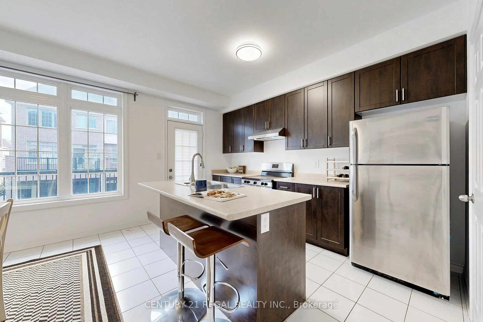 Photo 11 of 29 Rougeview Park Crescent, Markham, Greensborough — HOMEH