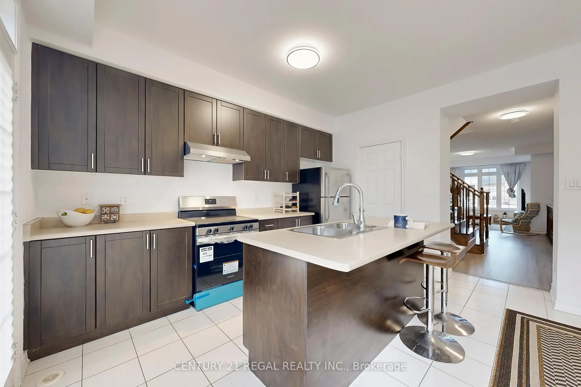 Photo 12 of 29 Rougeview Park Crescent, Markham, Greensborough — HOMEH