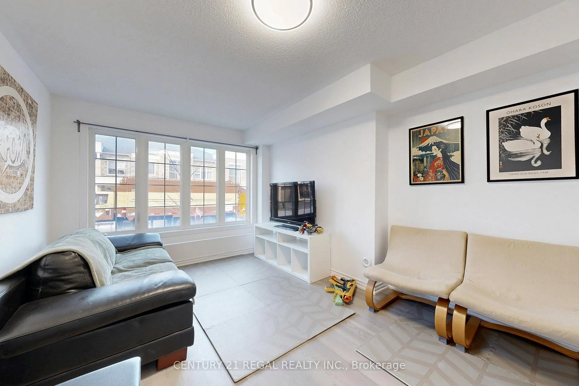 Photo 20 of 29 Rougeview Park Crescent, Markham, Greensborough — HOMEH