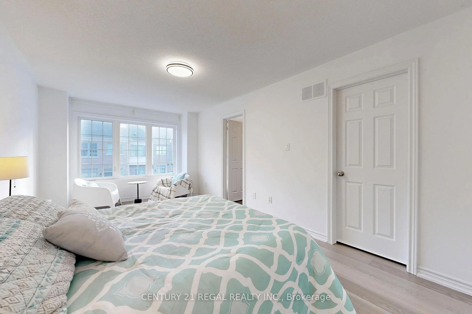 Photo 24 of 29 Rougeview Park Crescent, Markham, Greensborough — HOMEH
