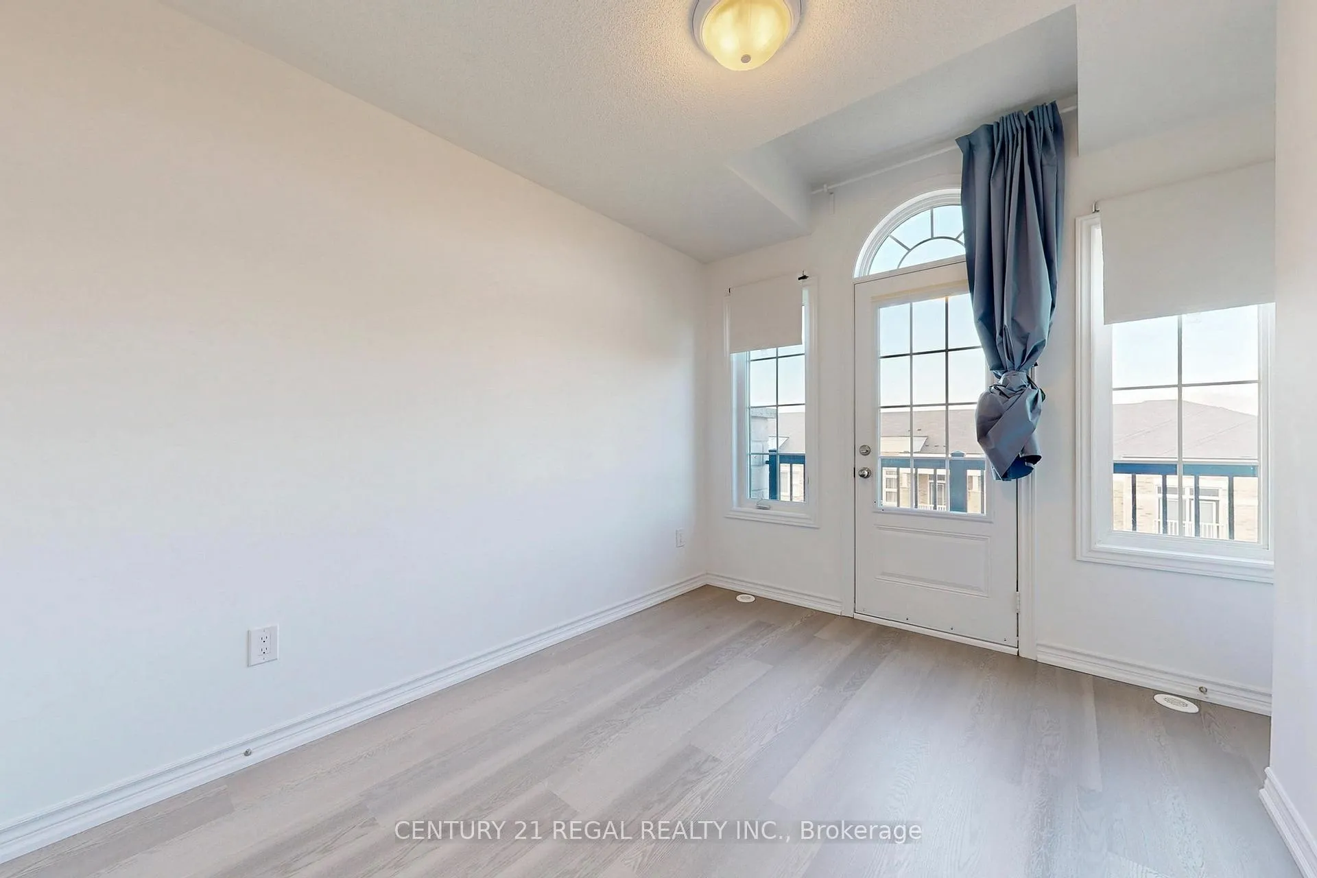 Photo 30 of 29 Rougeview Park Crescent, Markham, Greensborough — HOMEH