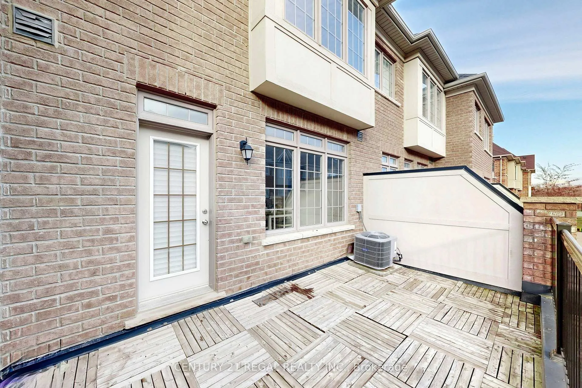 Photo 37 of 29 Rougeview Park Crescent, Markham, Greensborough — HOMEH