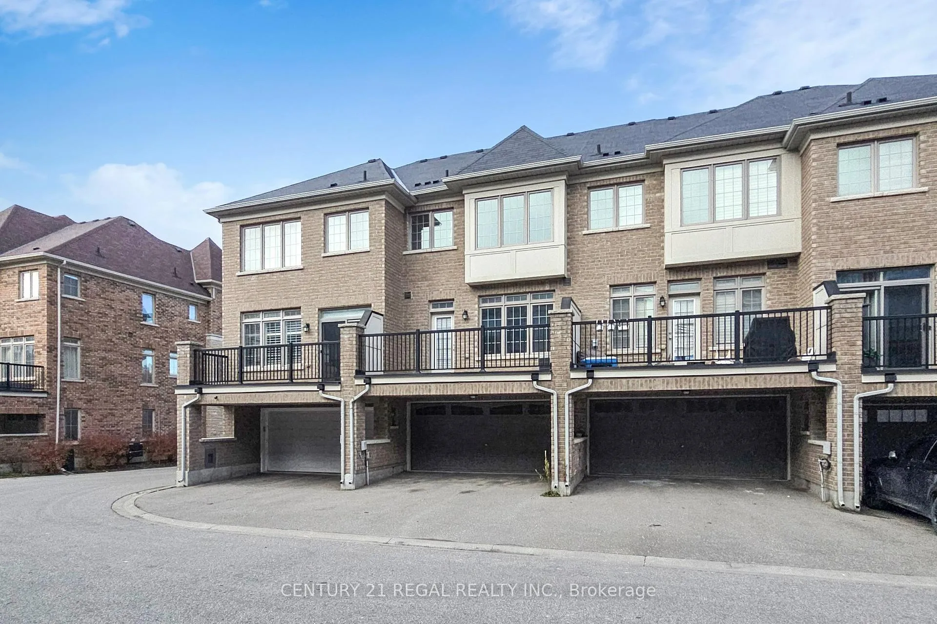 Photo 38 of 29 Rougeview Park Crescent, Markham, Greensborough — HOMEH