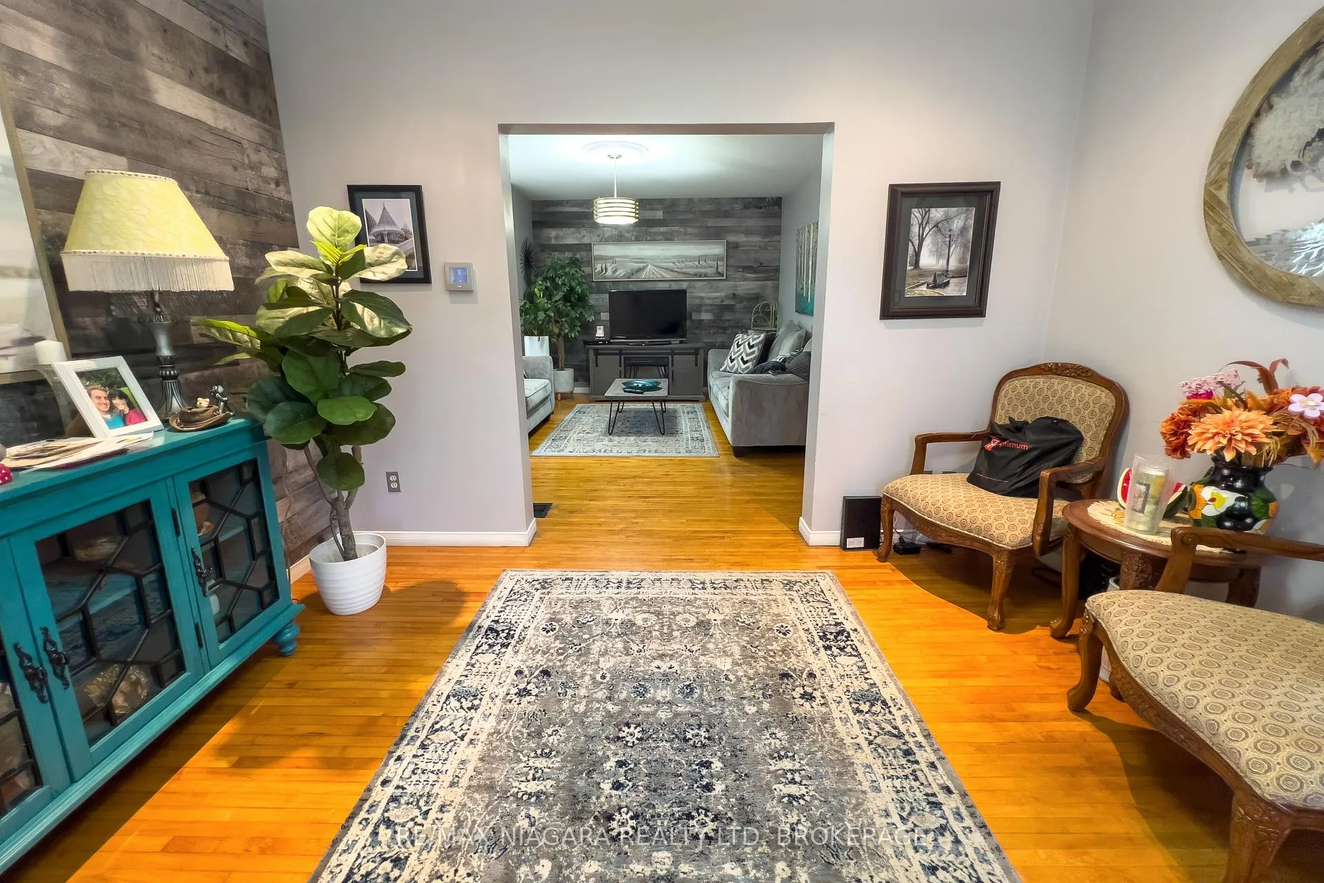 Photo 9 of 5791 Emery Street, Niagara Falls, Hospital — HOMEH