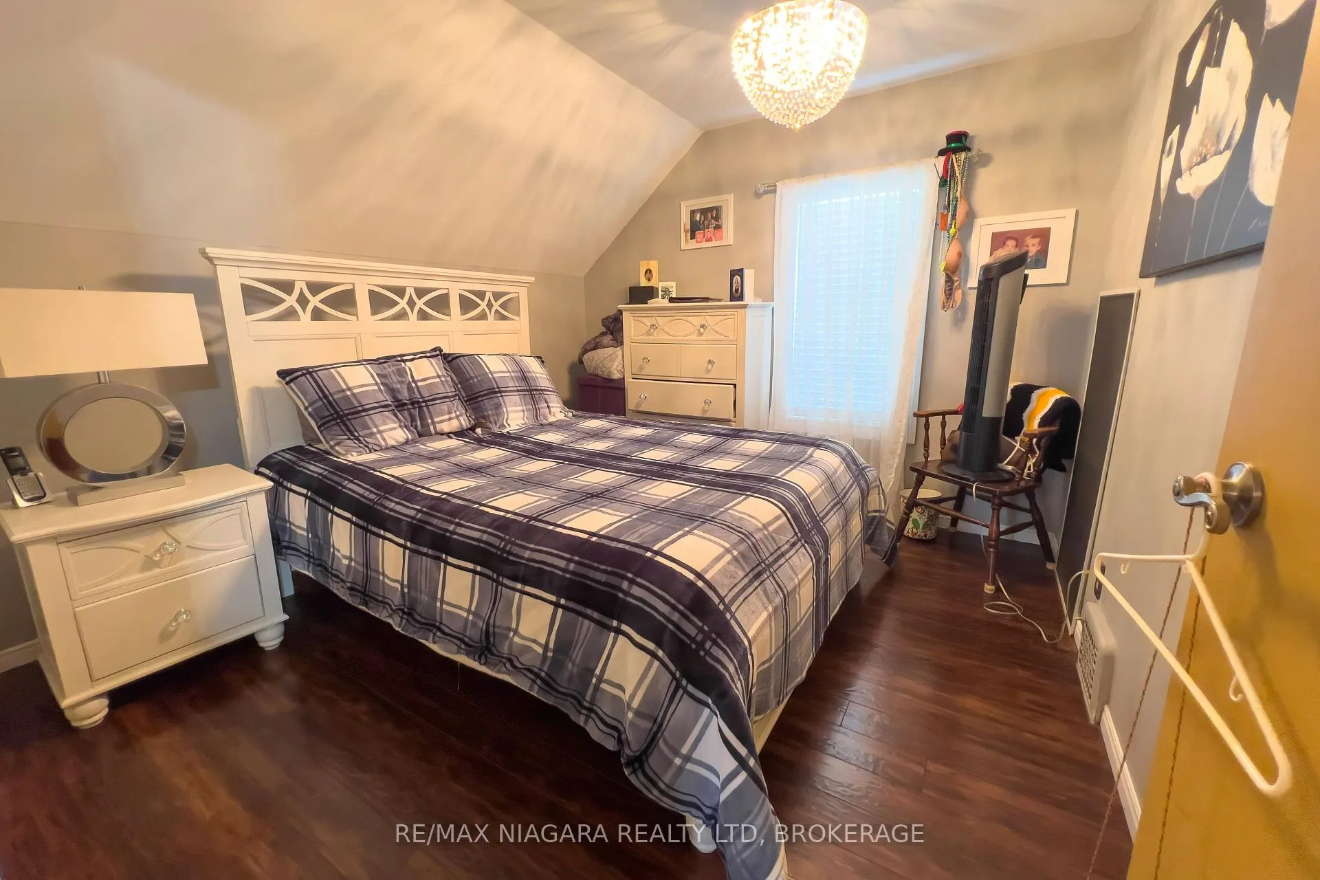 Photo 16 of 5791 Emery Street, Niagara Falls, Hospital — HOMEH