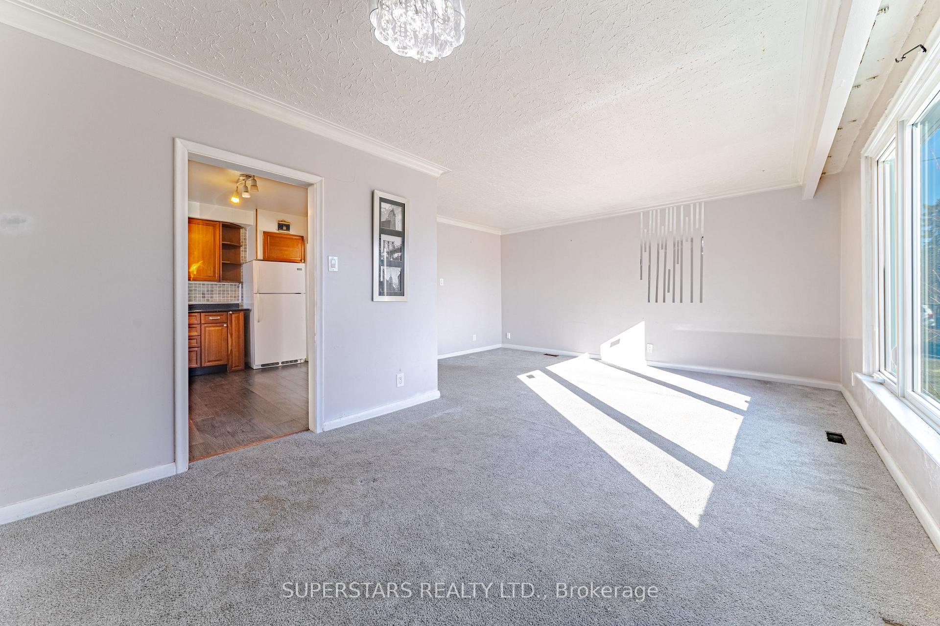Photo 1 of 130 Pandora Circle, Scarborough, Woburn — HOMEH