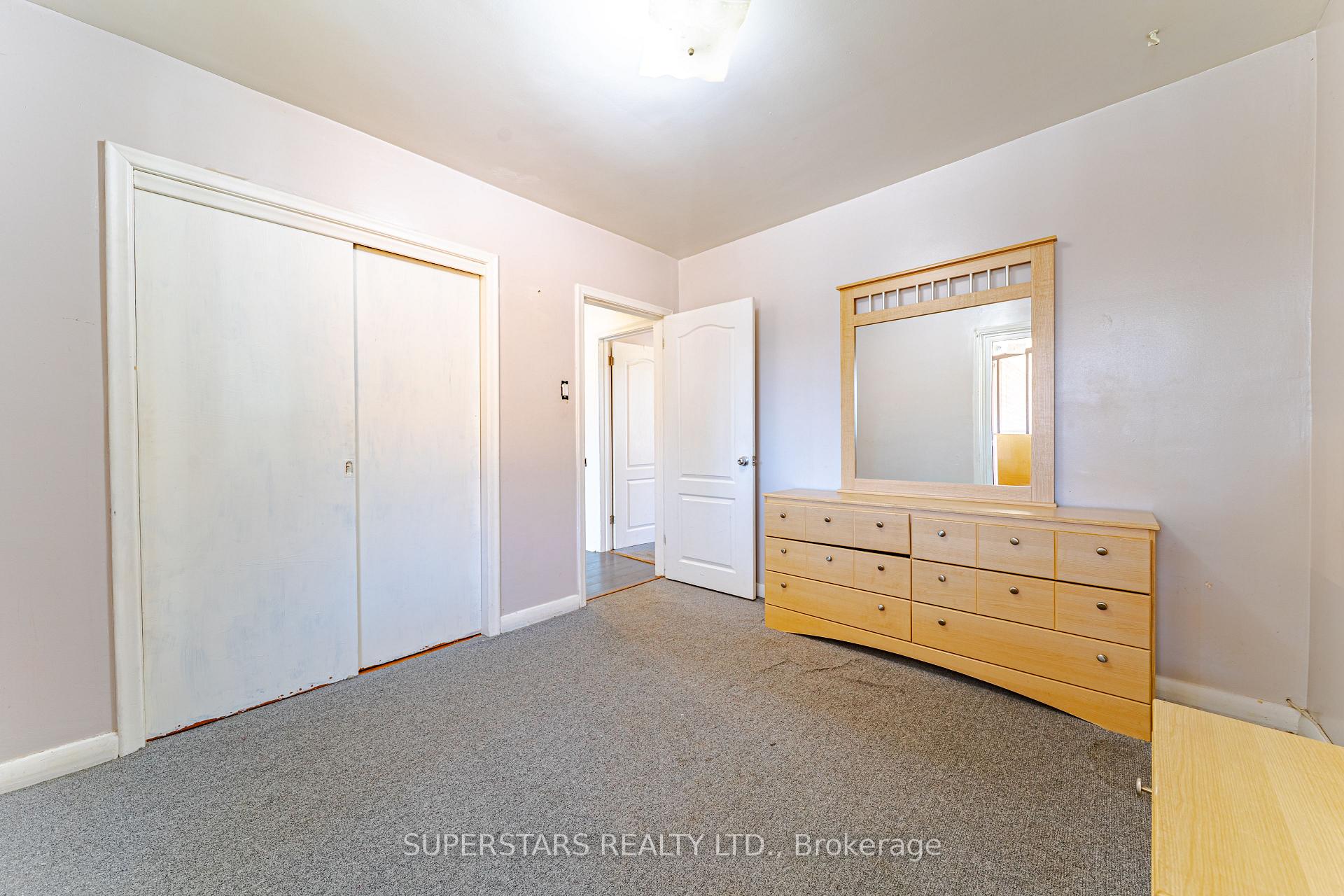 Photo 8 of 130 Pandora Circle, Scarborough, Woburn — HOMEH