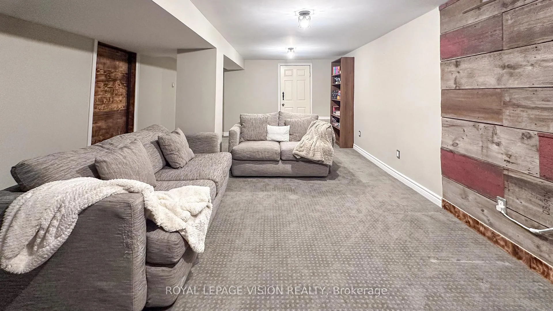 Photo 37 of 1939 A Parkside Drive, Pickering, Amberlea — HOMEH