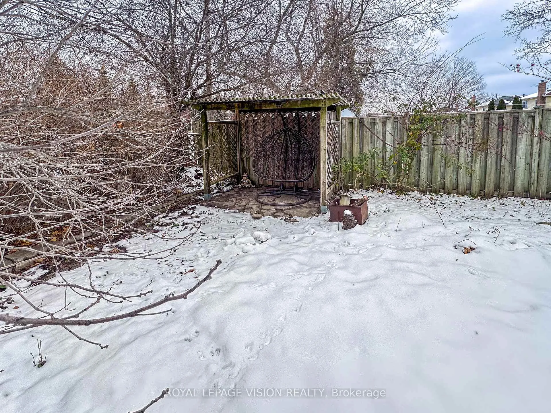 Photo 46 of 1939 A Parkside Drive, Pickering, Amberlea — HOMEH