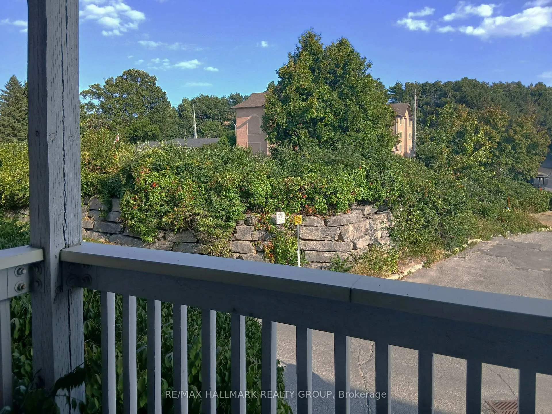 Photo 15 of Unit 203, 345 Centrum Boulevard, Ottawa, Bilberry Creek/Queenswood Heights — HOMEH