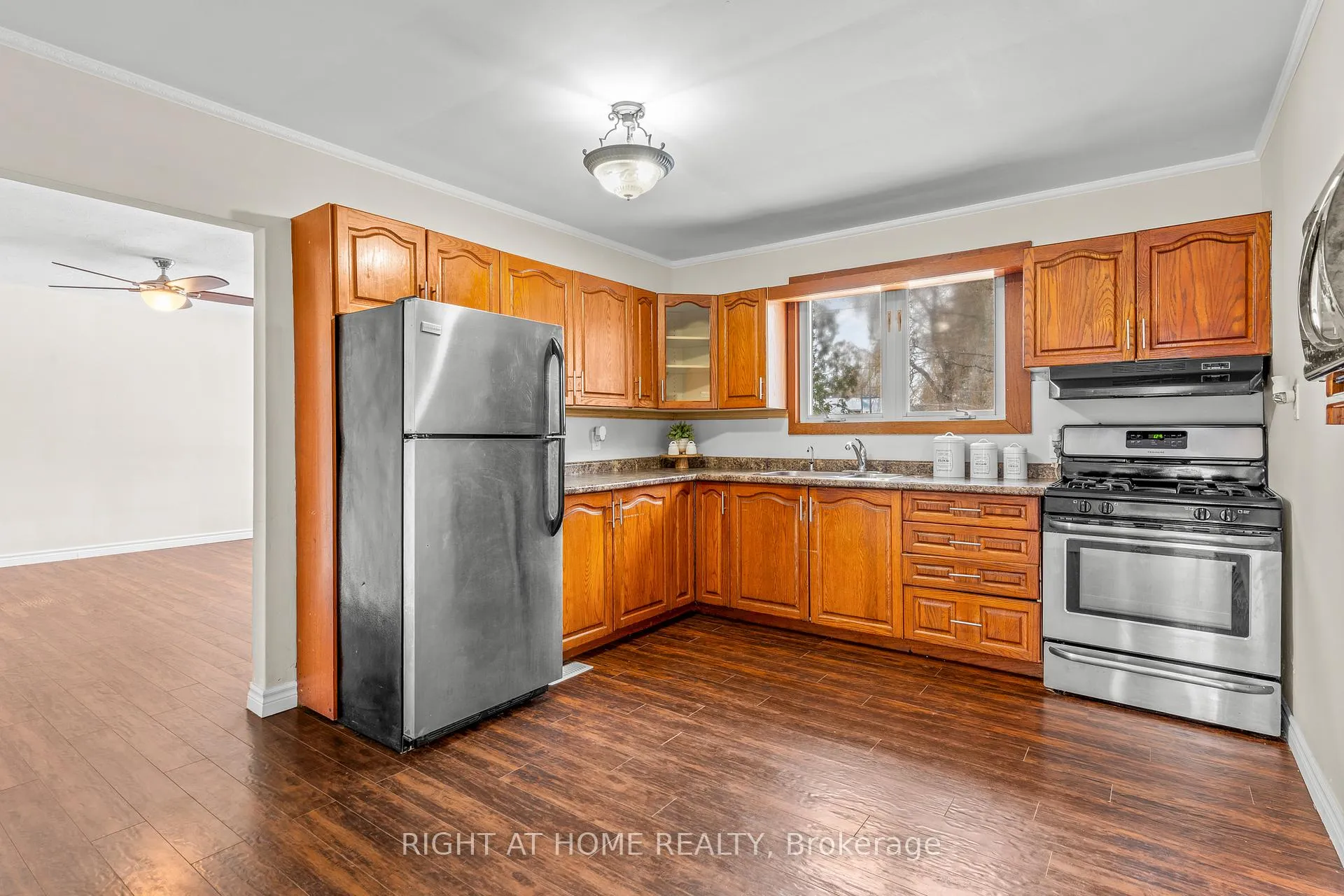 Photo 5 of 81 Jonas Street, Essa, Angus — HOMEH