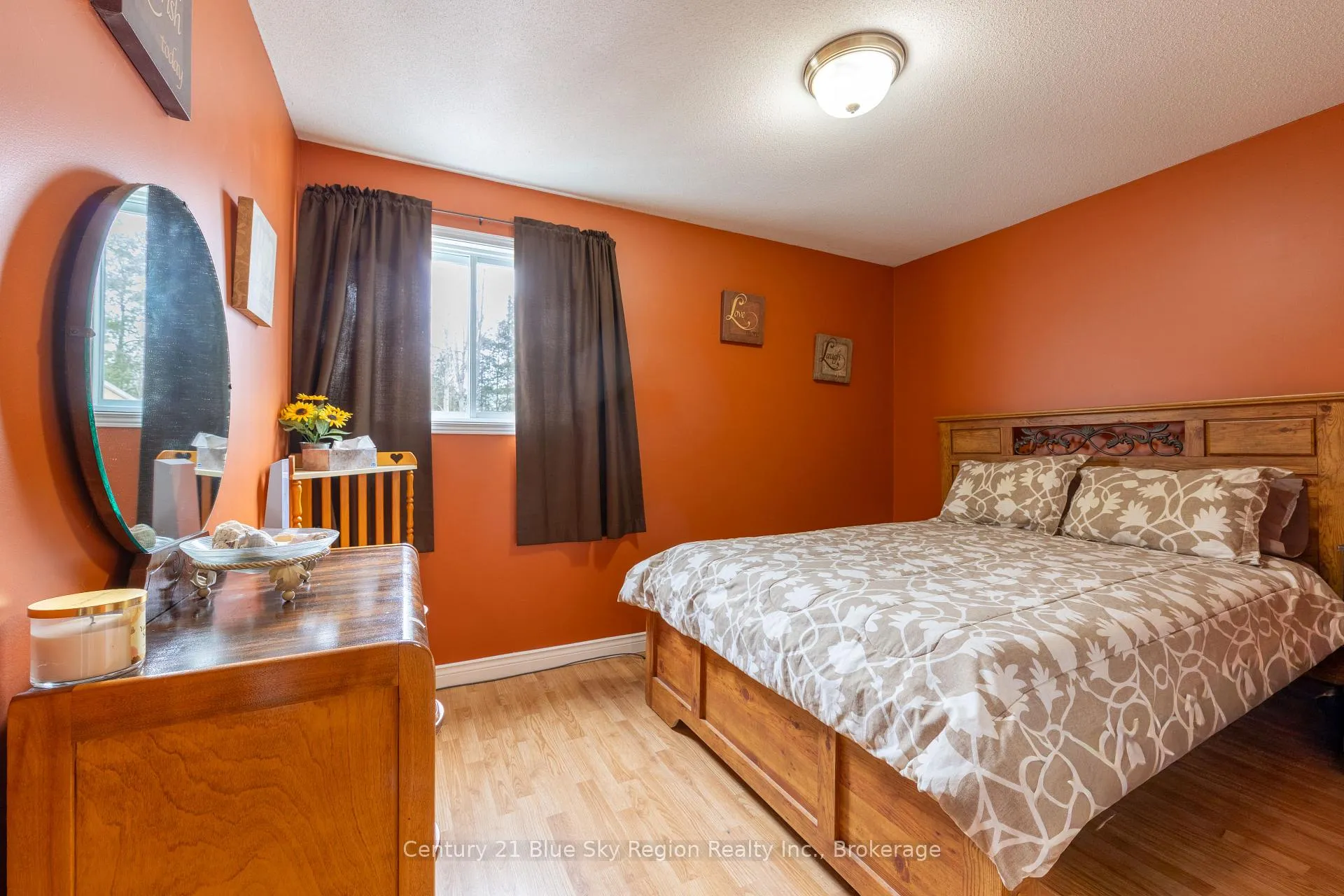 Photo 10 of 229 Lindquist Line, Powassan — HOMEH