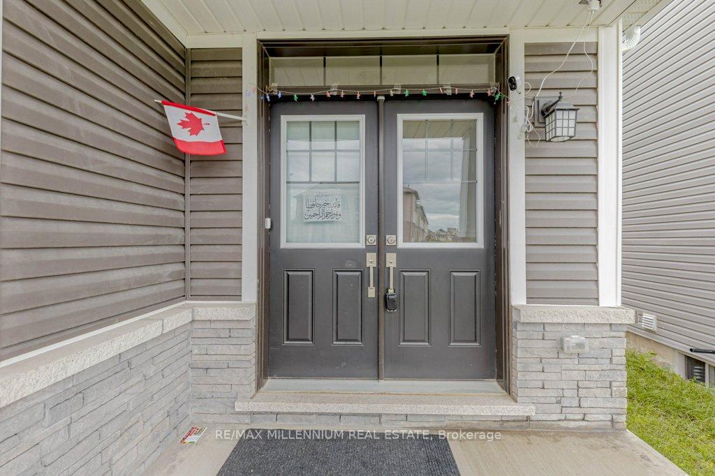 Photo 4 of 301 Vanilla Trail, Thorold, Rolling Meadows — HOMEH