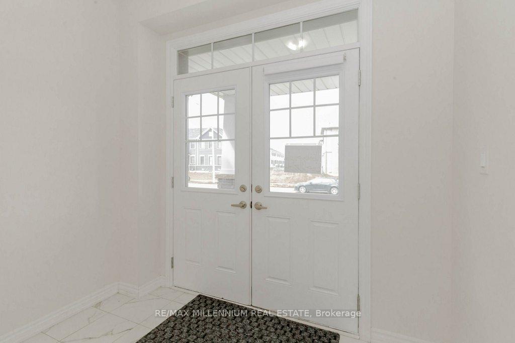 Photo 5 of 301 Vanilla Trail, Thorold, Rolling Meadows — HOMEH